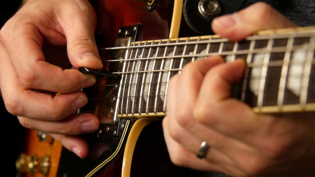 How to Master Hammer-On and Pull-Off Techniques on Electric Guitar: A Complete Guide