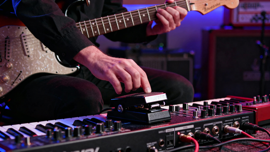 How to Use a Wah Pedal to Enhance Your Electric Guitar's Expressive Capabilities