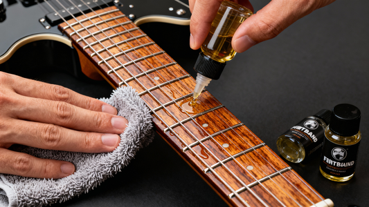 How to Clean and Maintain Your Electric Guitar Fretboard: A Comprehensive Guide